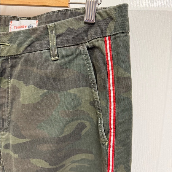 Sundry Camo Ankle Pants - Picture 6 of 12